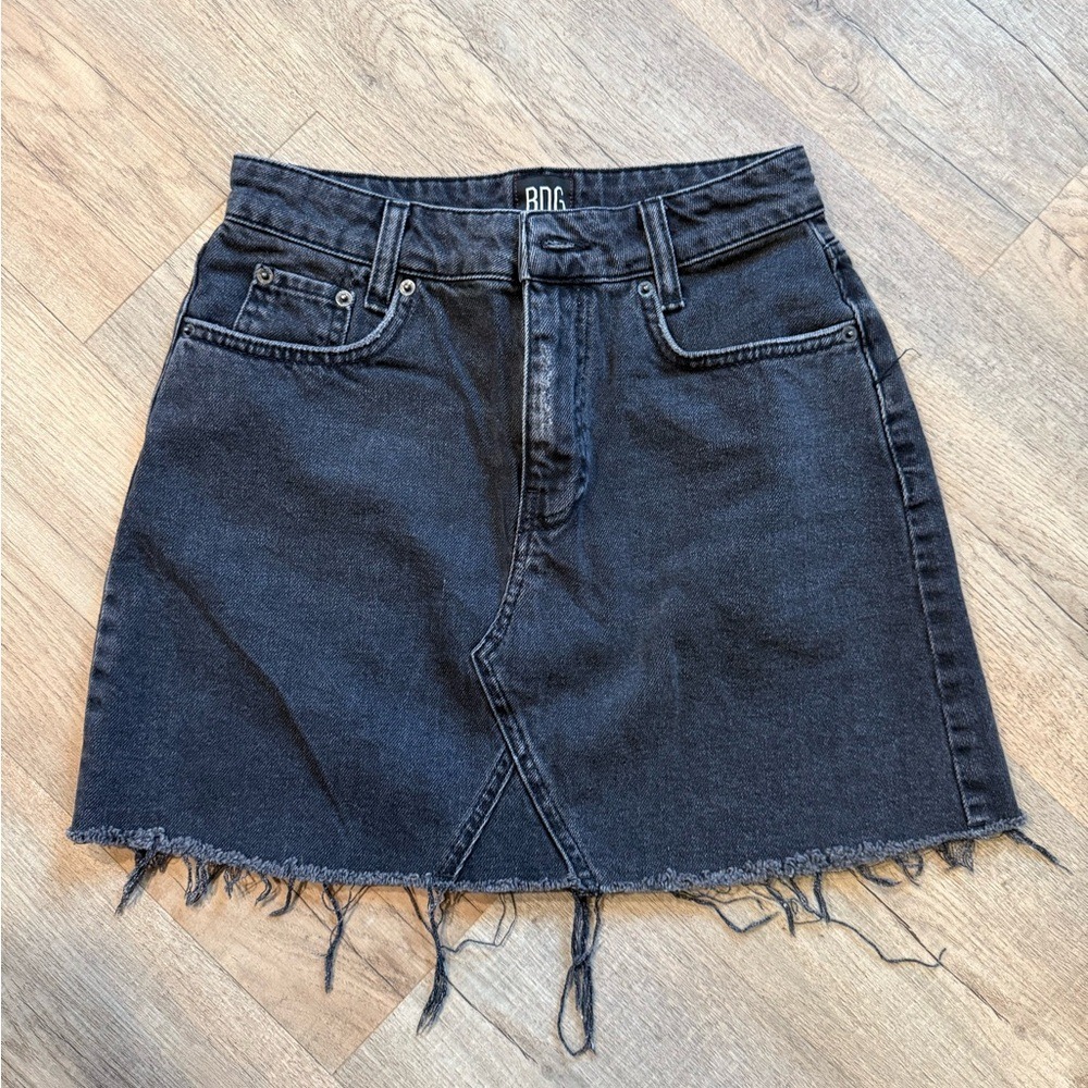 BDG Urban Outfitters Black Denim Mini Skirt Raw Hem Distressed Size S